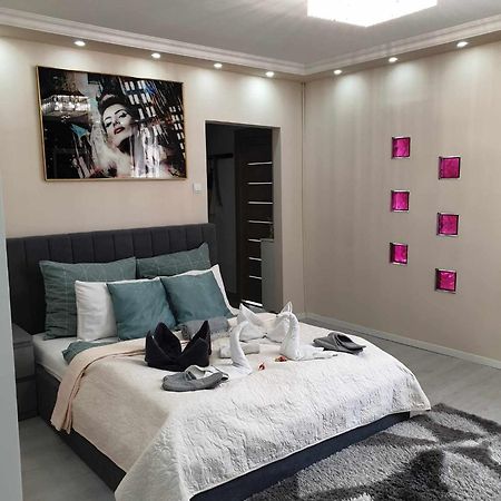 H29 Vivien Apartman Apartment Budapest Ngoại thất bức ảnh