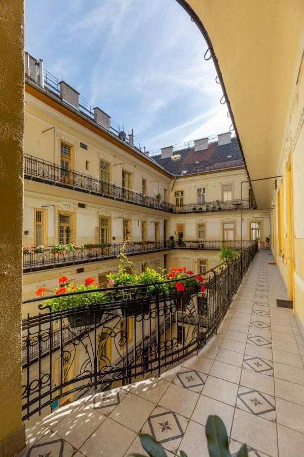 H29 Vivien Apartman Apartment Budapest Ngoại thất bức ảnh
