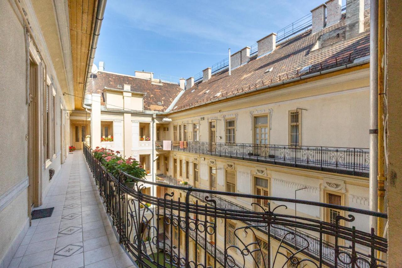 H29 Vivien Apartman Apartment Budapest Ngoại thất bức ảnh
